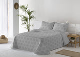 COLCHA MODELO ENEBRO. Estampado, Cama 135-150. NO INCLYUE FUNDAS DE COJIN