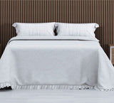 Colcha de Verano con volantes, para cama. Termosellada, fina y ligera en varios colores. SIN FUNDA DE COJÍN